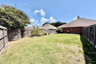 1632 Castle Pines Dr, Frisco, TX 75036 - Photo 27