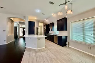 1632 Castle Pines Dr, Frisco, TX 75036 - Photo 9