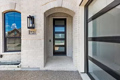 721 Yarrow Street, Little Elm, TX 75068 - Photo 5