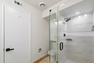 11410 Park Central Pl, Dallas, TX 75230 - Photo 21