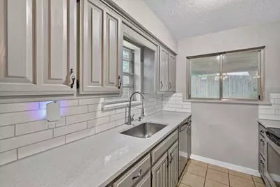 1601 White Oak Court, Denton, TX 76209 - Photo 3
