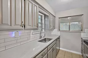 1601 White Oak Ct, Denton, TX 76209 - Photo 3