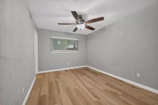 1601 White Oak Ct, Denton, TX 76209 - Photo 13
