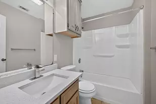 1601 White Oak Ct, Denton, TX 76209 - Photo 11