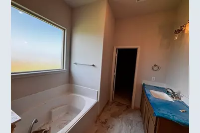 156 Hillview Trail, Decatur, TX 76234 - Photo 5