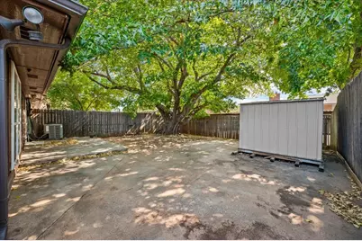 814 Rock Creek Drive, Euless, TX 76039 - Photo 29