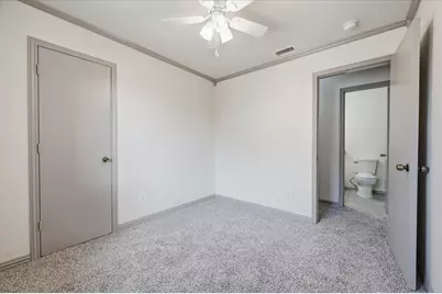 814 Rock Creek Drive, Euless, TX 76039 - Photo 21