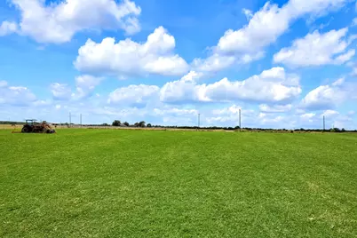 5304 E Line Road, Whitewright, TX 75491 - Photo 17