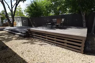 205 E 6th St, Kaufman, TX 75142 - Photo 29