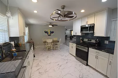 205 E 6th Street, Kaufman, TX 75142 - Photo 13