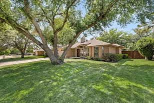 6 Alamosa Dr, Trophy Club, TX 76262 - Photo 3