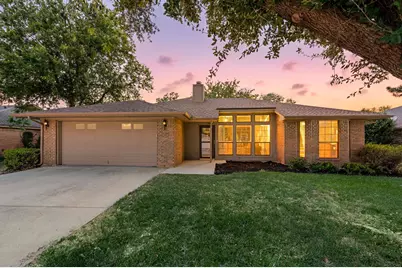 6 Alamosa Drive, Trophy Club, TX 76262 - Photo 1