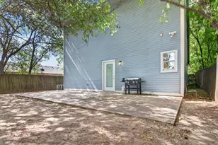 1920 S 15th St, Waco, TX 76706 - Photo 33