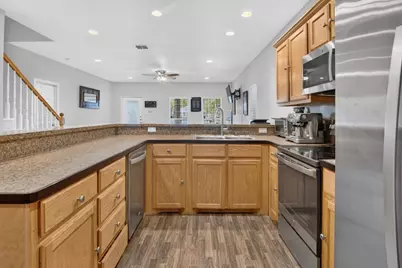 1920 S 15th Street, Waco, TX 76706 - Photo 15