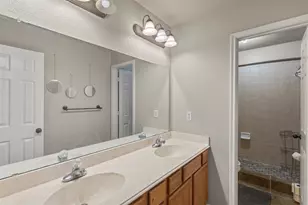 5215 Ganzer Rd W, Krum, TX 76249 - Photo 7