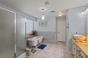 5215 Ganzer Rd W, Krum, TX 76249 - Photo 11