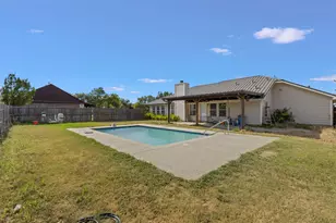5215 Ganzer Rd W, Krum, TX 76249 - Photo 29