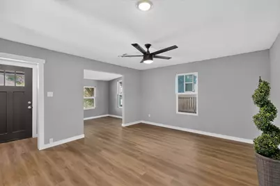 4107 Rockford Drive, Dallas, TX 75211 - Photo 11
