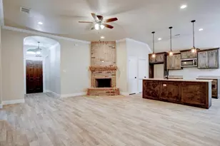 125 N Las Vegas Trail, White Settlement, TX 76108 - Photo 5