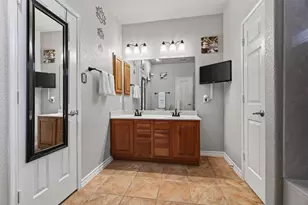 2151 Van Zandt Dr, Grand Prairie, TX 75052 - Photo 15