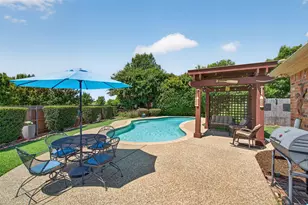 2151 Van Zandt Dr, Grand Prairie, TX 75052 - Photo 23