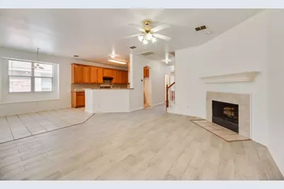 3913 Goose Creek Parkway, Garland, TX 75040 - Photo 11