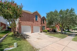 3913 Goose Creek Pkwy, Garland, TX 75040 - Photo 3