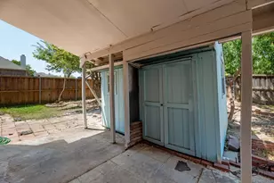 3913 Goose Creek Pkwy, Garland, TX 75040 - Photo 35