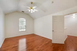3913 Goose Creek Pkwy, Garland, TX 75040 - Photo 27