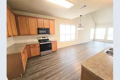 4605 Buffalo Bend Place, Fort Worth, TX 76137 - Photo 9