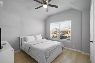 817 Cloverwood Dr, Fort Worth, TX 76036 - Photo 15