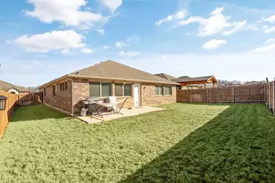 817 Cloverwood Dr, Fort Worth, TX 76036 - Photo 21