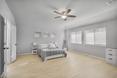 817 Cloverwood Drive, Fort Worth, TX 76036 - Photo 11
