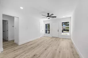 701 Chicago Ave, Fort Worth, TX 76103 - Photo 11