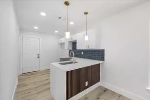 701 Chicago Ave, Fort Worth, TX 76103 - Photo 3