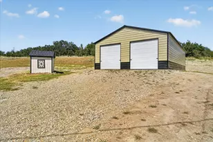 130 R and R Dr, Springtown, TX 76082 - Photo 29