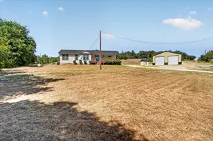 130 R and R Dr, Springtown, TX 76082 - Photo 3