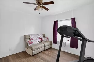 2032 Dorothy Dr, Burleson, TX 76028 - Photo 25