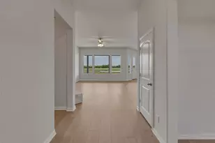 136 Hillview Trl, Decatur, TX 76234 - Photo 5