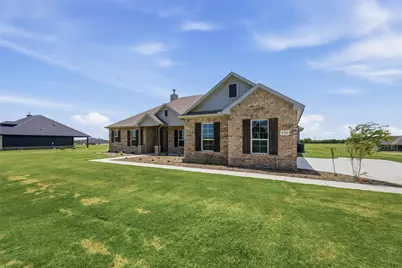 136 Hillview Trail, Decatur, TX 76234 - Photo 3