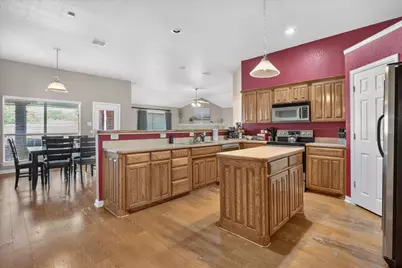 6829 Cheatham Drive, Watauga, TX 76148 - Photo 5
