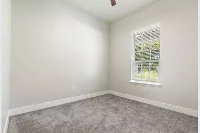 804 S 4th Street, Bonham, TX 75418 - Photo 17