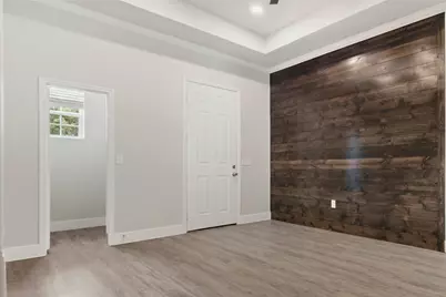 804 S 4th Street, Bonham, TX 75418 - Photo 5