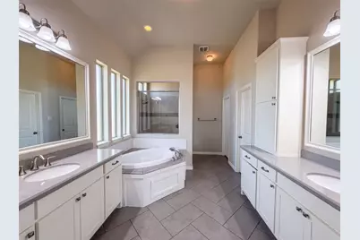 15133 Seventeen Lakes Boulevard, Fort Worth, TX 76262 - Photo 17