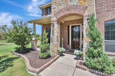 1133 Bentley Drive, Roanoke, TX 76262 - Photo 3