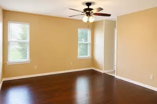 3313 Lakeview Dr, Grapevine, TX 76051 - Photo 13