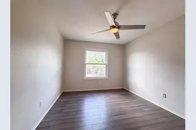 2831 Red Oak Drive, Grand Prairie, TX 75052 - Photo 13