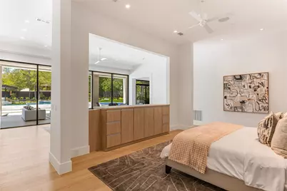 10011 Lennox Lane, Dallas, TX 75229 - Photo 9