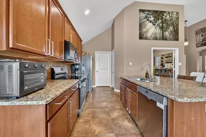 424 Foxcraft Drive, Fort Worth, TX 76131 - Photo 3