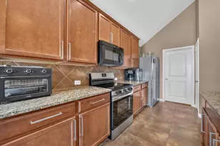 424 Foxcraft Dr, Fort Worth, TX 76131 - Photo 17